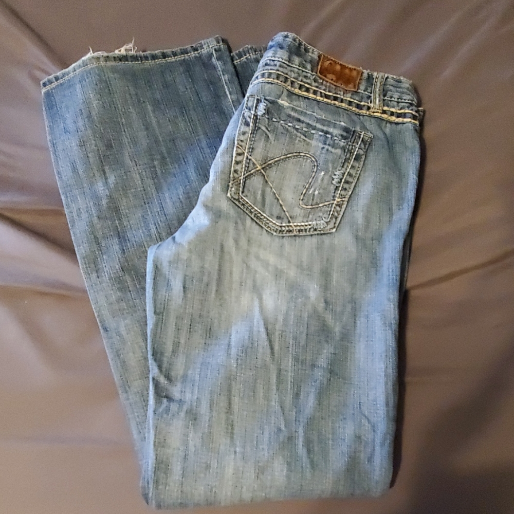 Buckle Kate stretch 31x 33 1/2
